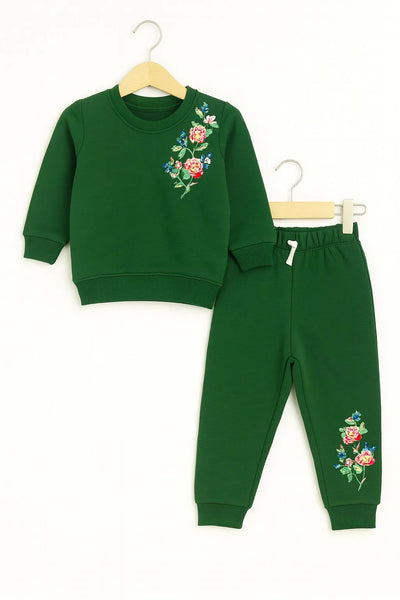 Embrodiry Flowers on Winter Tracksuits for Girls
